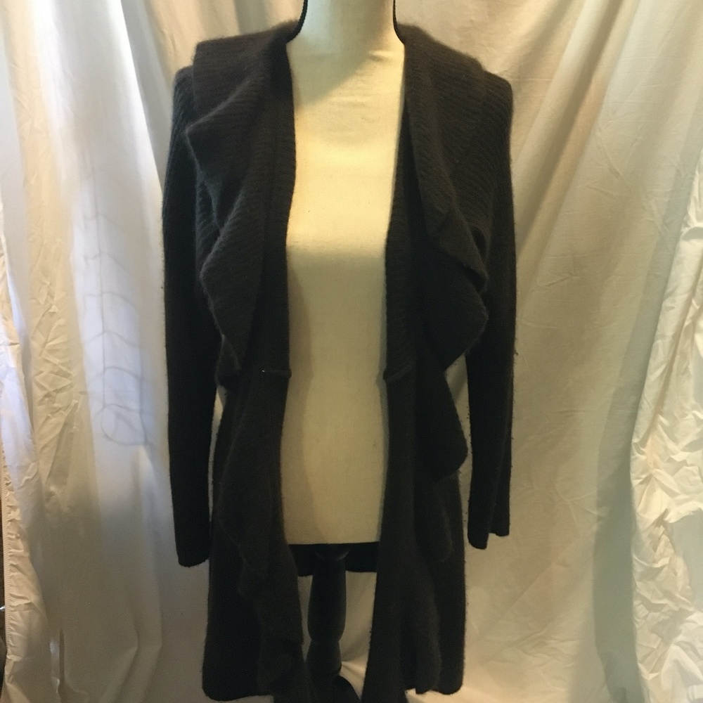 Bill Blass New York long ruffle charcoal cashmere duster, Size L